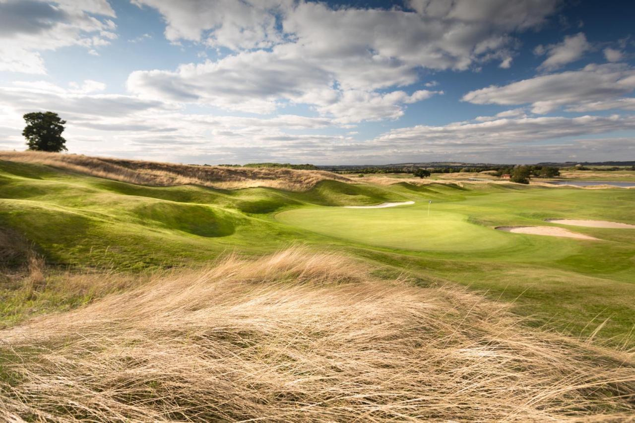 The Oxfordshire Golf & Spa Hotel Thame Dış mekan fotoğraf