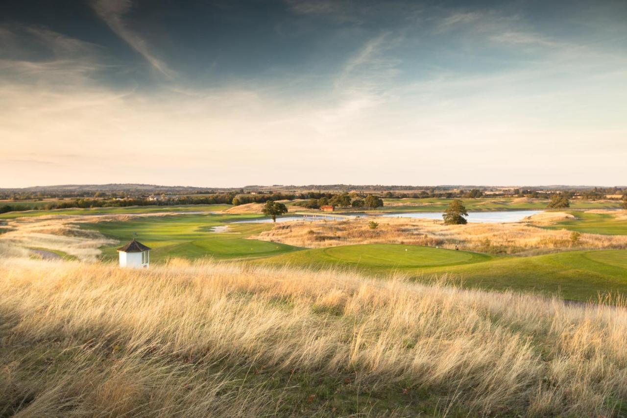 The Oxfordshire Golf & Spa Hotel Thame Dış mekan fotoğraf